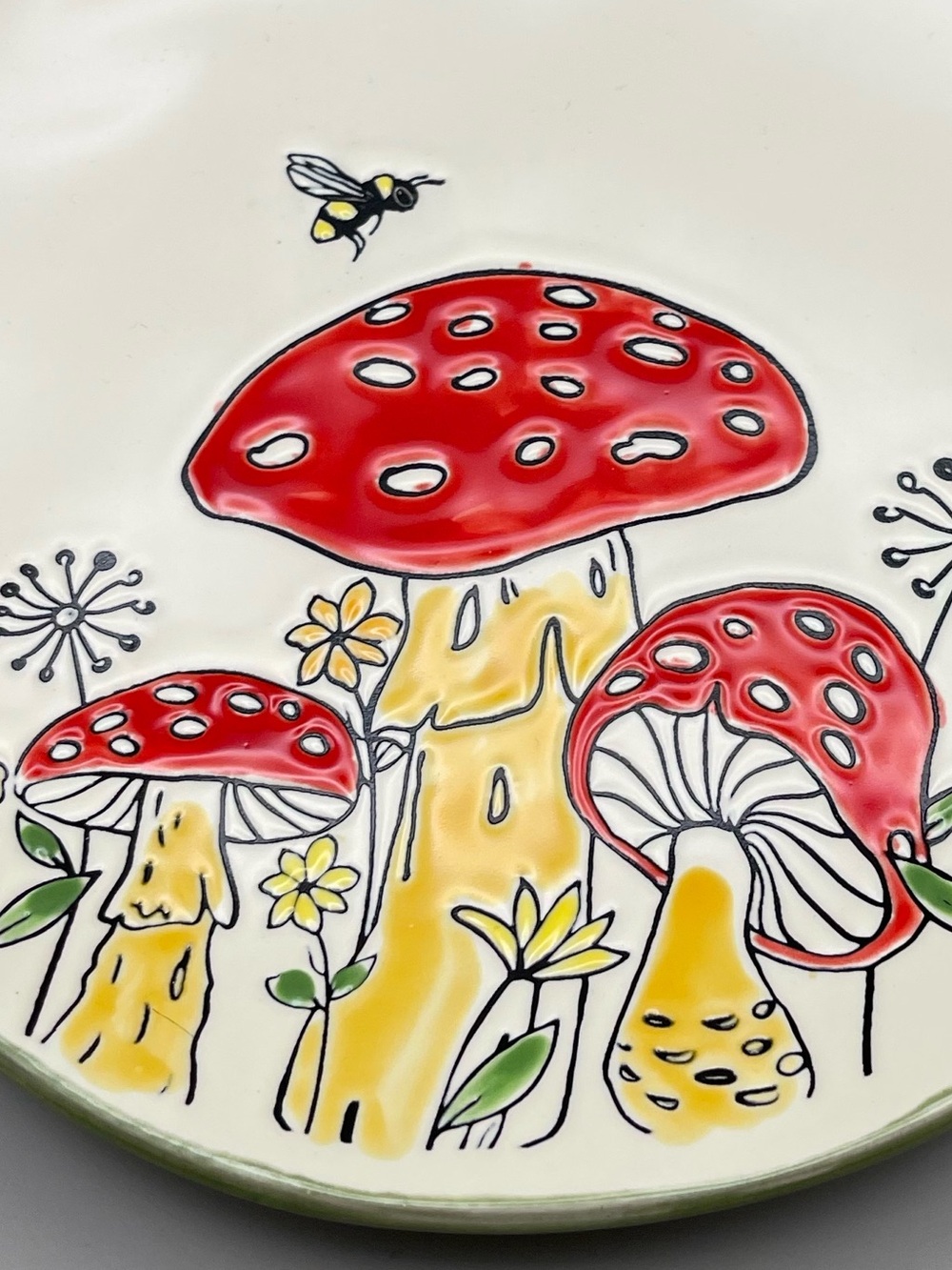 Spectrum Designz Speckled Ceramic Oversized Mug & Saucer Set w/ Red Mushroom Art - Picture 9 of 10